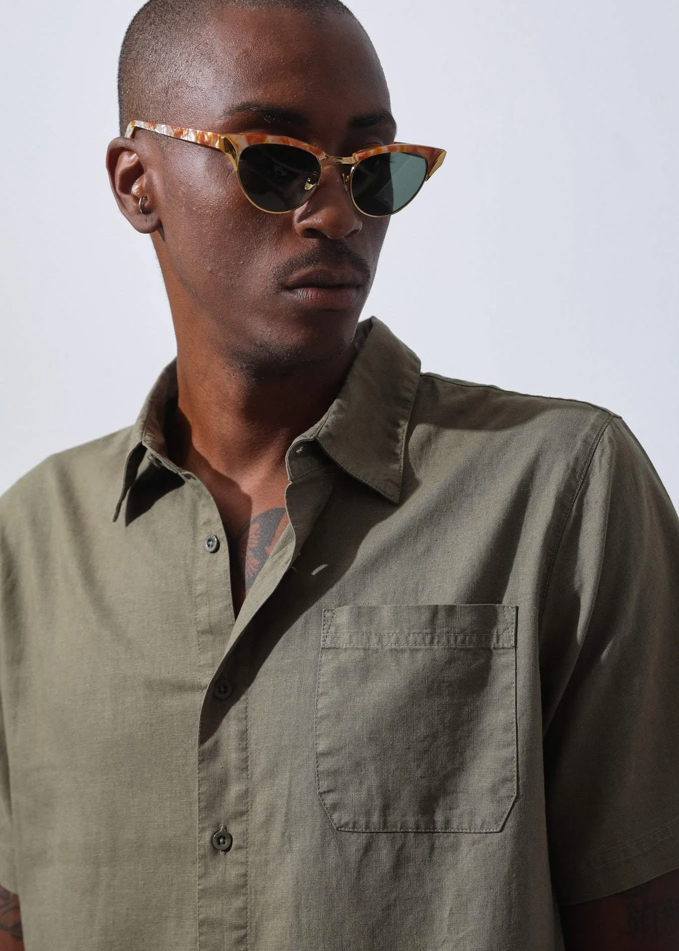 Afends Mens Day To Day - Hemp Short Sleeve Shirt - Burnt Olive