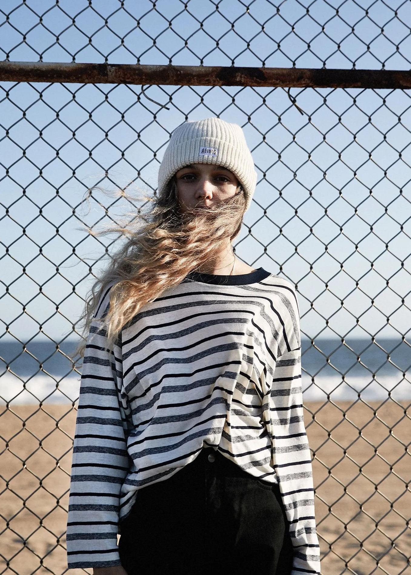 Afends Womens Weekend - Hemp Oversized Long Sleeve Tee