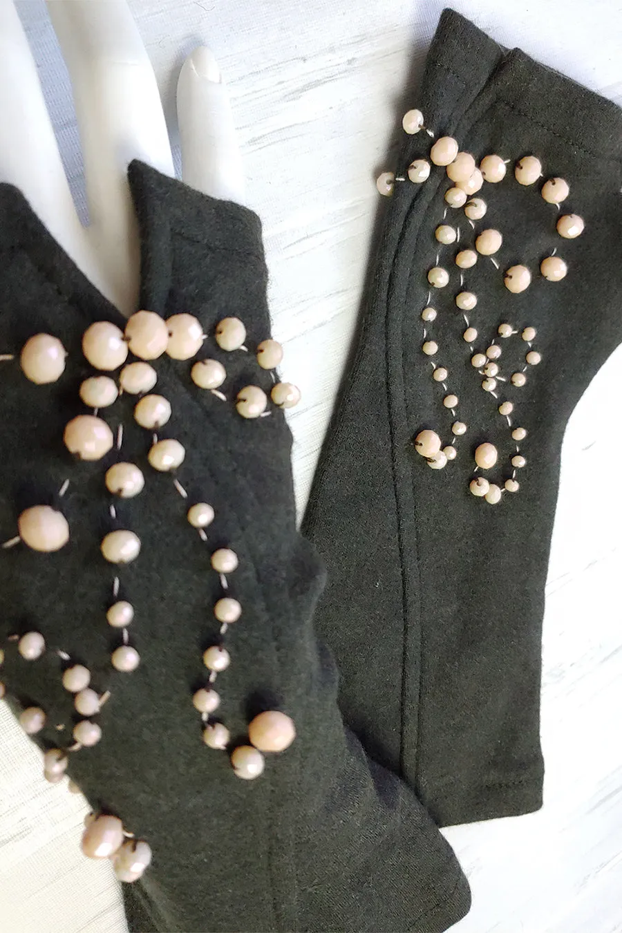 Beaded Bow Motif Gloves. MORE colours.