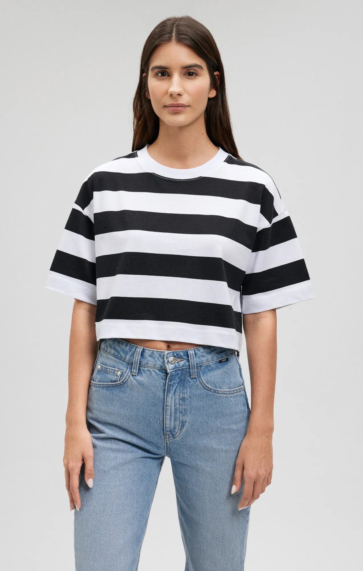 BOXY CREW NECK T-SHIRT IN BOLD STRIPE