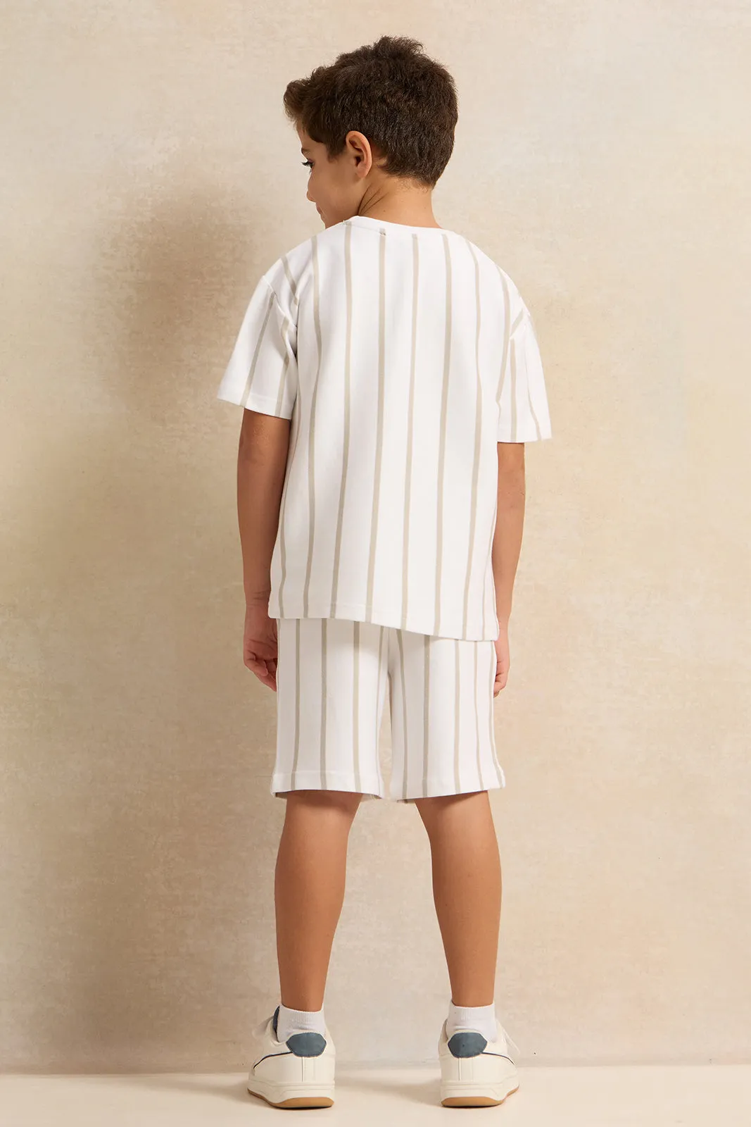 Boys White Striped T-Shirt And Shorts Set (2 Piece)