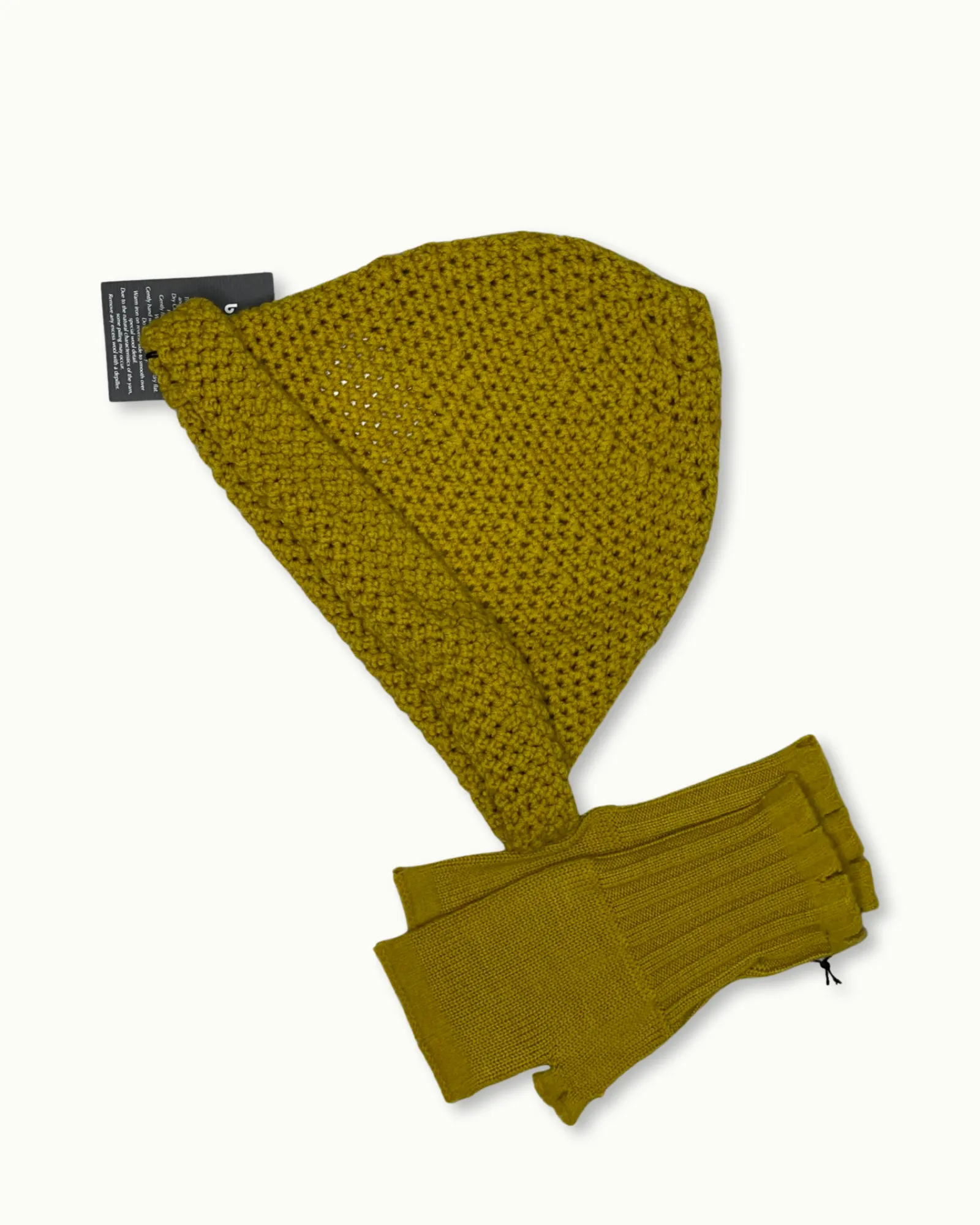 Fingerless Knit Gloves in Mustard