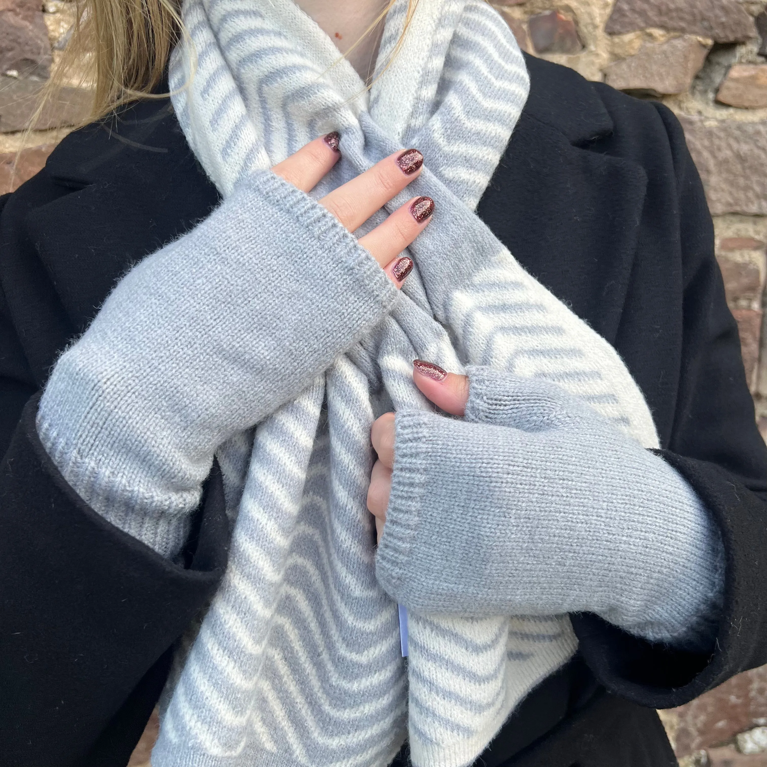 Grey Fingerless Gloves