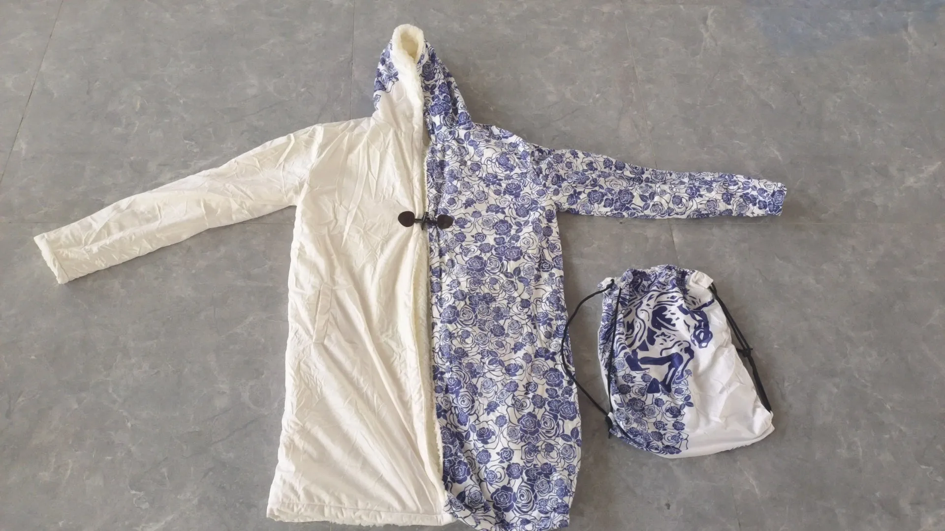 Lee's Excellent Hooded Coat with Unicorn - Cobalt Roses [with Bag]