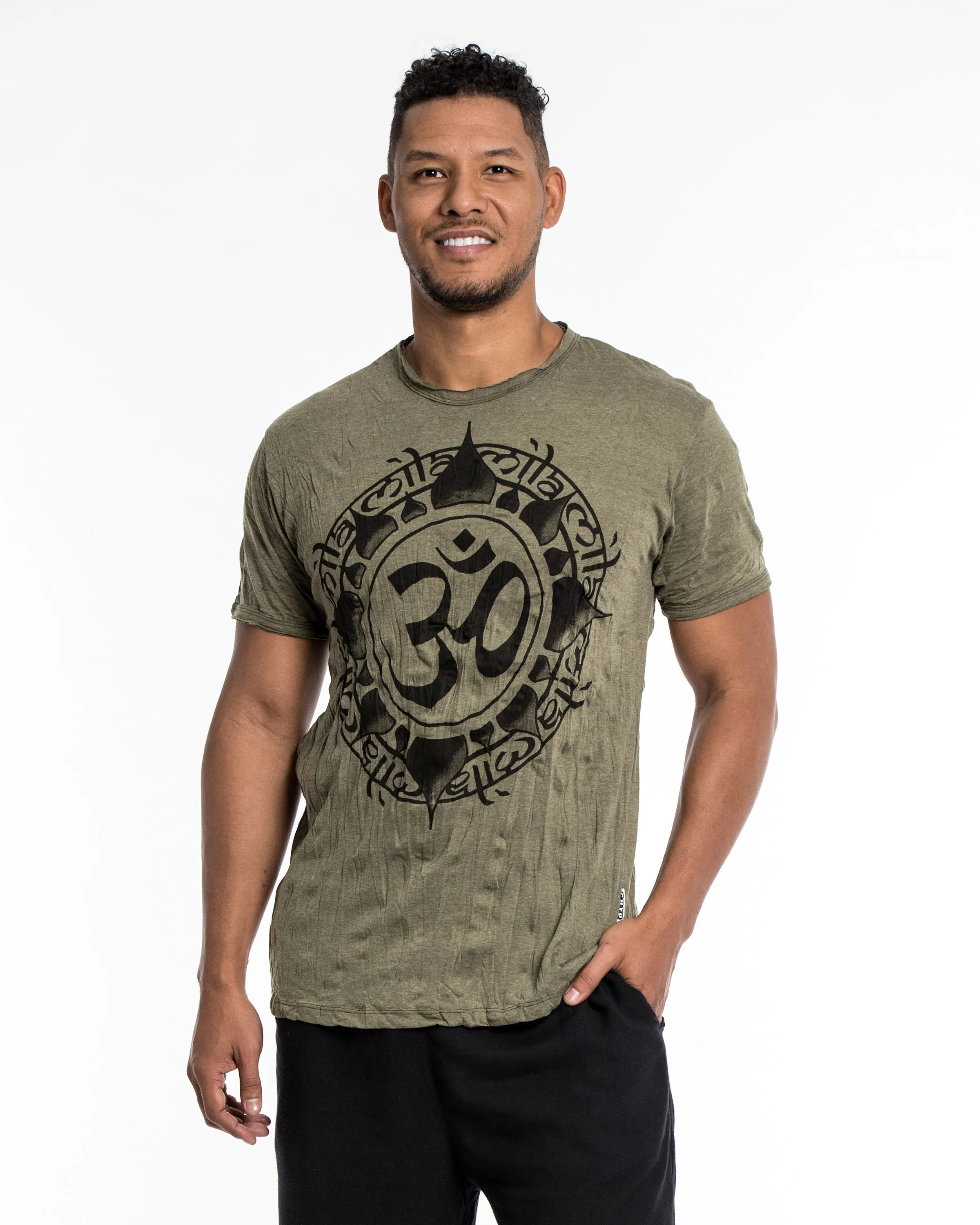 Mens Infinitee Om T-Shirt in Green