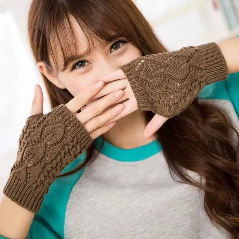 Pretty Stylish Knitted Hand Warmer Fingerless Winter Gloves