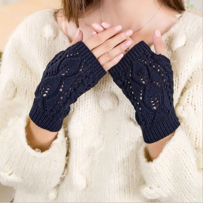 Pretty Stylish Knitted Hand Warmer Fingerless Winter Gloves