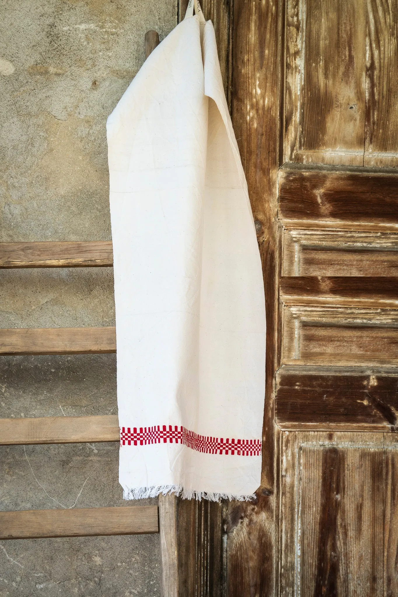 Towel: Handwoven antique Hungarian hemp - T12