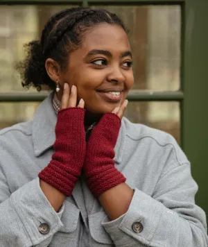 Welted Fingerless Gloves Using Brooklyn Tweed Arbor