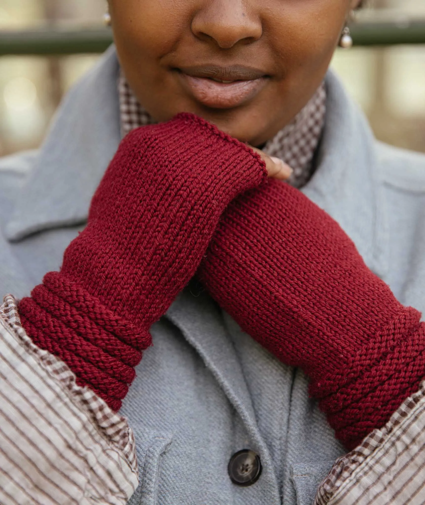 Welted Fingerless Gloves Using Brooklyn Tweed Arbor