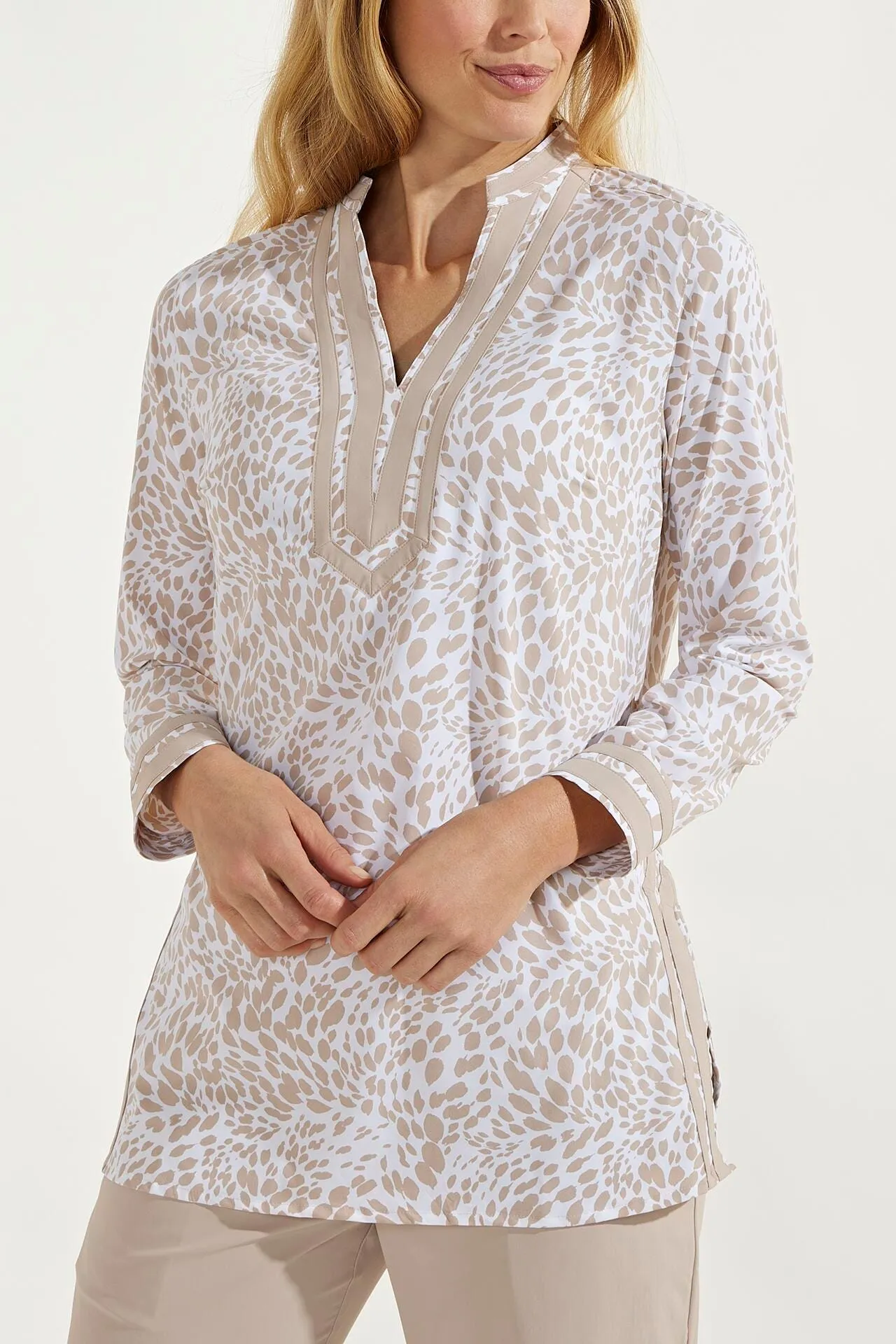 Women's Sampika Tunic Top  |  Warm Taupe Audrey Dot